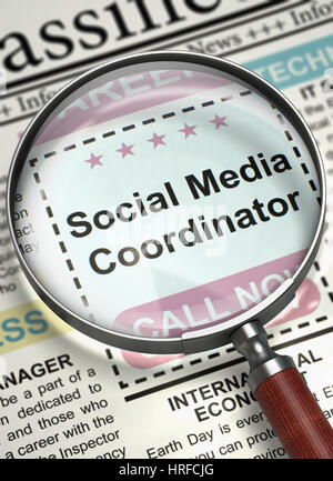 Social Media Coordinator - Ricerca Lavoro nel giornale. Colonna nel giornale con il lavoro di ricerca dei Social Media coordinatore. Ricerca di lavoro concetto. Foto Stock