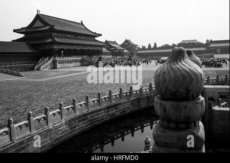 Taihe torre di porta e la piazza nella Città Proibita (B&W) Foto Stock