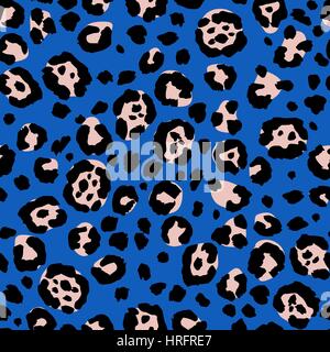 Vector seamless leopard stampa. Pelle di animale pattern. Macchie di animali selvatici dipinta a mano acquerello ornamento. Sfumature di beige e blu. Illustrazione Vettoriale