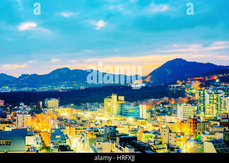 Bellissima vista di Seul per la sera Foto Stock