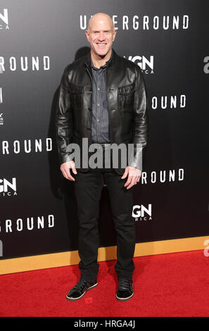 Febbraio 28, 2017 - Westwood, CA, Stati Uniti - 28 Febbraio 2017 - Westwood, California - Bruno Gunn. WGN America's ''Underground'' Stagione 2 Premiere.tenutosi a Westwood Village. Photo credit: AdMedia (credito Immagine: © AdMedia via ZUMA filo) Foto Stock