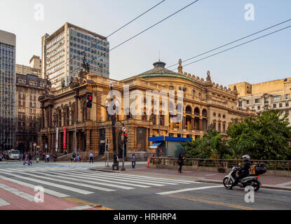 Vista del Teatro Municipale, città di Sao Paulo, Stato di Sao Paulo, Brasile Foto Stock