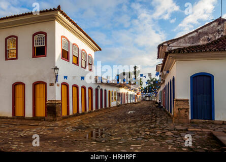 Vista della Città Vecchia, Paraty, Stato di Rio de Janeiro, Brasile Foto Stock