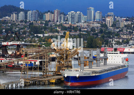 Banchine commerciali in North Vancouver, British Columbia, Canada, America del Nord Foto Stock