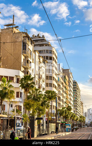 Avenue Hassan II nella città di Casablanca, Marocco Foto Stock