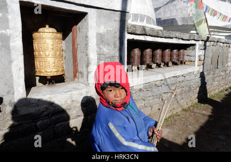 Ritratto di bambini nepalesi nella regione del Khumbu del Nepal Foto Stock