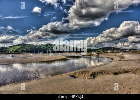 Ricerca di Urr estuario verso Kippford Yacht Club, Kippford, Dumfries and Galloway, Scotland, Regno Unito. Foto Stock