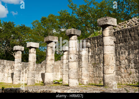 Il tempio delle mille colonne a Chichen Itza rovine nella penisola dello Yucatan Foto Stock