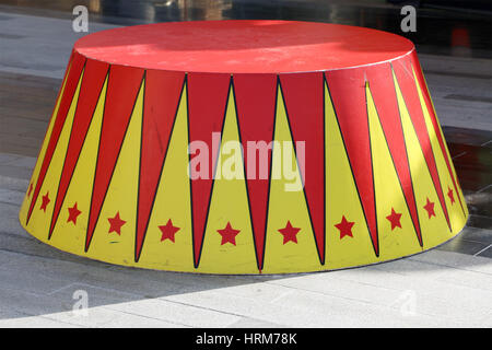 Circus stand in rosso e giallo Foto Stock