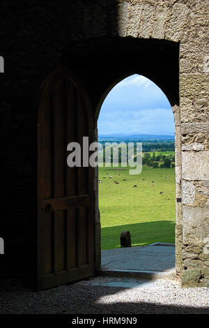 La Rocca di Cashel, noto anche come Cashel dei Re e San Patrizio Rock, è un sito storico vicino al villaggio di Cashel nella Contea di Tipperary in Foto Stock