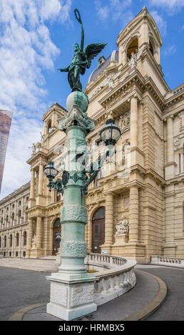 Austria, Vienna Maria-Theresien-Platz, portale del Museo di Storia Naturale Foto Stock