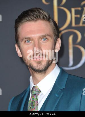 Los Angeles, CA, Stati Uniti d'America. 2 Mar, 2017. Dan Stevens presso gli arrivi di Disney La Bella e la bestia Premiere, El Capitan theater, Los Angeles, CA il 2 marzo 2017. Credito: Elizabeth Goodenough/Everett raccolta/Alamy Live News Foto Stock