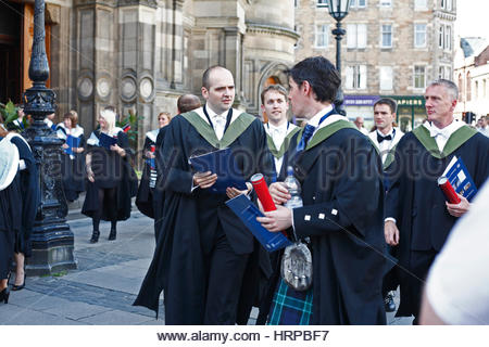 Università di Edimburgo gli studenti giorno di graduazione a MCewan Hall. Foto Stock