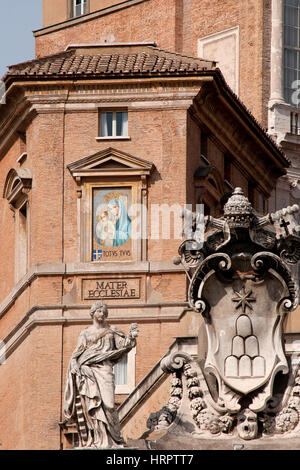 Totus tuus: questa è la frase stampata sotto l immagine della Vergine venerata da Papa Giovanni Paolo II Foto Stock