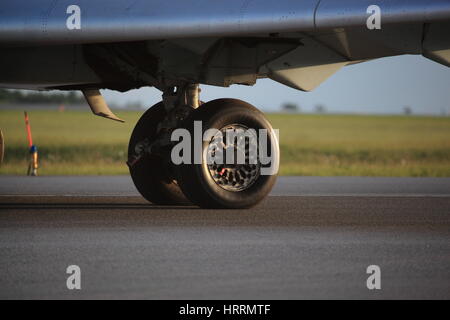 Bombardier CRJ705 C-FJJZ Air Canada Express all Aeroporto Internazionale di Ottawa YOW Canada, 04 giugno 2015 Foto Stock