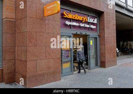 Sainsburys ingresso locale Foto Stock