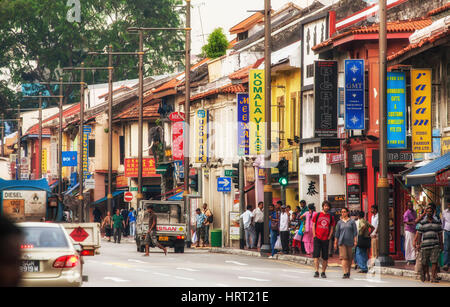 Strade scene, Serangoon Road, Little India District, Singapore, Asia, Singapore Foto Stock