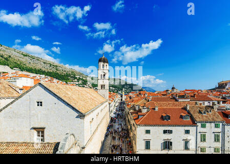 DUBROVNIK, Croazia - 22 settembre: si tratta di un punto di vista di Dubrovnik centro storico in una giornata di sole il 22 settembre 2016 a Dubrovnik Foto Stock