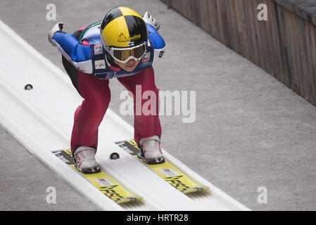 Ljubno, Slovenia. 12 Feb, 2017. Susanna Forsstroem di Finlandia compete durante Ljubno FIS Ski Jumping World Cup a Ljubno, Slovenia il 12 febbraio 2017 Credit: Rok Rakun/Pacific Press/Alamy Live News Foto Stock