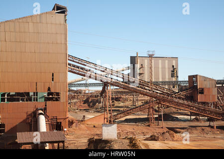 Industria pesante miniere a cielo aperto di Minas De Riotinto area mineraria, provincia di Huelva, Spagna Foto Stock