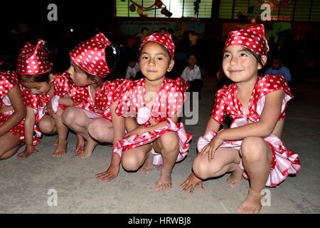 Scuola iniziale anniversario in SAPALACHE ' Las Huaringas ' - HUANCABAMBA.- Ministero di Piura - Peru Foto Stock