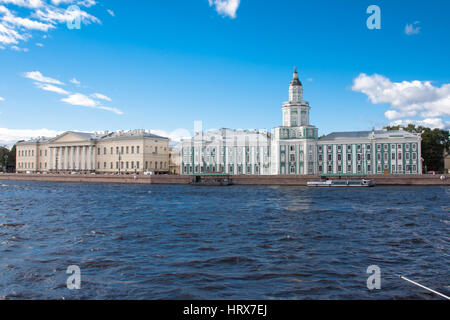 Vista del gabinetto di curiosità in nuvoloso giorno d'estate. San Pietroburgo, Russia. Foto Stock