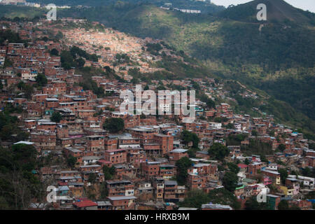 Venezuela, Caracas, Petare, Miranda membro 06/04/2012. Baraccopoli in El Nazareno quartiere a Petare. Foto Stock
