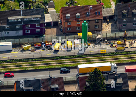 Vista aerea, riempimento del possibile day break, bloccando la A40 in direzione di Bochum e bloccando la A52 prima della A40, Essen, Ruhr, Nordrhein-Westfale Foto Stock