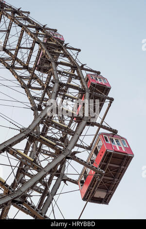 Il Wiener Riesenred ruota panoramica Ferris è uno dei più antichi Ferris ruote in tutto il mondo, Vienna, Austria. Foto Stock