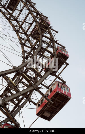 Il Wiener Riesenred ruota panoramica Ferris è uno dei più antichi Ferris ruote in tutto il mondo, Vienna, Austria. Foto Stock