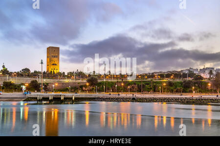 Tramonto al di sopra di Rabat e il Bou Regreg river, Marocco Foto Stock