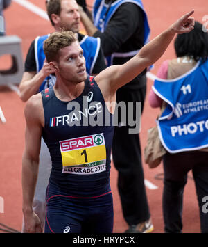 A Belgrado, in Serbia. 05 Mar, 2017. Kevin Mayer dalla Francia per celebrare il suo oro dopo heptathlon all'Europeo di Atletica Leggera Indoor Championships 2017 nell'arena Kombank a Belgrado in Serbia, 05 marzo 2017. Foto: Sven Hoppe/dpa/Alamy Live News Foto Stock