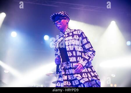 Amburgo, Germania. 04 Mar, 2017. Skunk Anansie eseguire durante il loro tour Anarchytecture ad Amburgo il 03.03.2017. | Utilizzo di credito in tutto il mondo: dpa/Alamy Live News Foto Stock