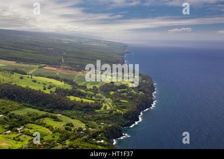 Veduta aerea della costa orientale della grande isola, Hawaii, Stati Uniti d'America. Foto Stock