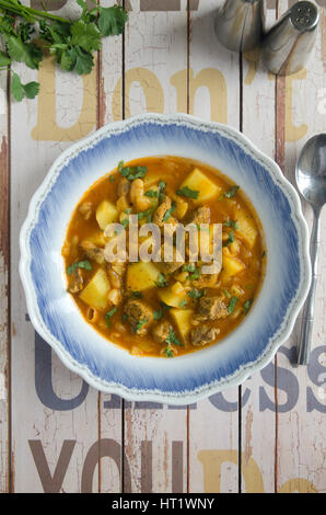 Fagioli Cannellini e di agnello zuppa di carne Foto Stock