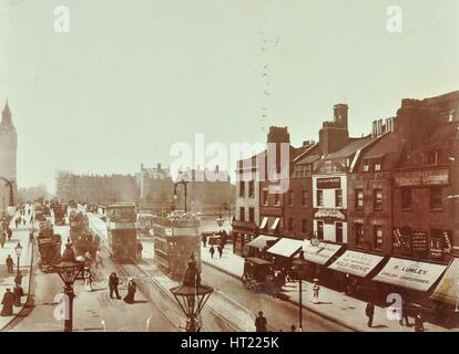 Double-decker tram elettrico sul Westminster Bridge, Londra, 1906. Artista: sconosciuto. Foto Stock