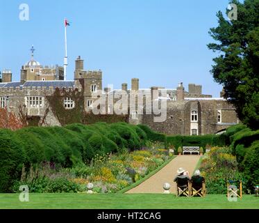 Walmer Castle e giardini, Kent, c2000s(?). Artista: sconosciuto. Foto Stock