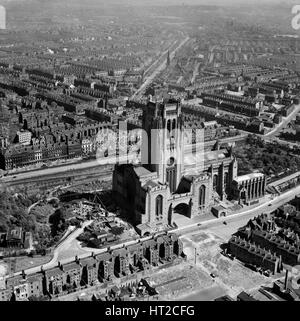 La cattedrale di Liverpool, Merseyside, maggio 1949. Artista: Aerofilms. Foto Stock