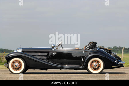 1935 Mercedes Benz 500K Artista: sconosciuto. Foto Stock