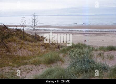 Culbin Sands e Moray Firth, murene, Scozia, xx secolo. Artista: CM Dixon. Foto Stock