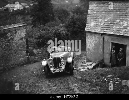 Standard di JG Tice competere nel CCM Lynton Trial, 1932. Artista: Bill Brunell. Foto Stock