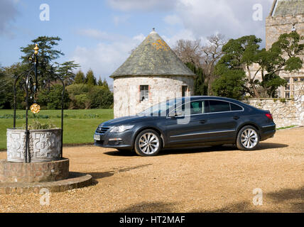 2009 Volkswagen Passat CC Coupe Artista: sconosciuto. Foto Stock