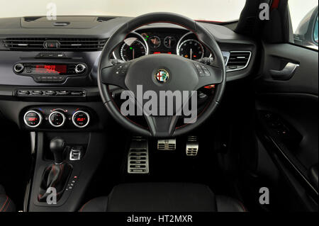 2013 Alfa Romeo Giulietta Artista: sconosciuto. Foto Stock