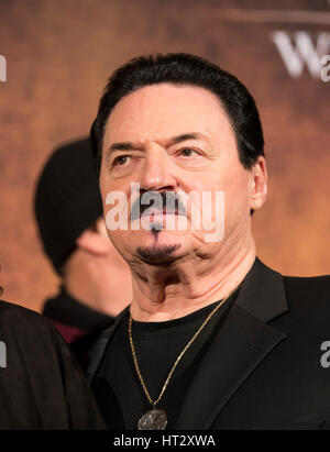 Berlino, Germania. 06 Mar, 2017. Bobby KIMBALL ( cantante Toto) Uomo anime gemelle Doki und ali della libertà in concerto a Berlino, Germania am 06.03.2017 Credito: Peter Schatz/Alamy Live News Foto Stock