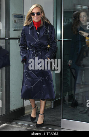 New York, NY, STATI UNITI D'AMERICA. 7 Mar, 2017. Tory Burch presso il CBS Morning Show in New York City il 07 marzo 2017. Credito: Rw/media/punzone Alamy Live News Foto Stock