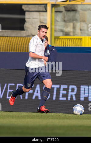 Bologna, Italia. Il 22 febbraio, 2017. Riccardo Marchizza (ITA) Calcio/Calcetto : U-19 International amichevole tra Italia 3-3 Francia a Stadio Renato Dall'Ara di Bologna, in Italia . Credito: Maurizio Borsari/AFLO/Alamy Live News Foto Stock