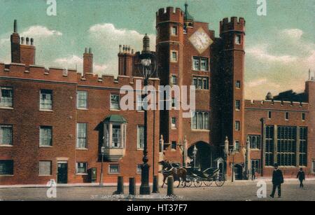 'St. James's Palace di Londra', c1910, (1910). Artista: sconosciuto. Foto Stock