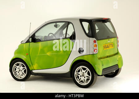 2001 Smart Auto: Artista sconosciuto. Foto Stock