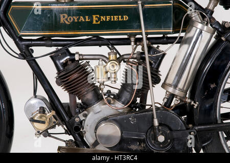 1914 Royal Enfield 3hp motocicletta Artista: sconosciuto. Foto Stock