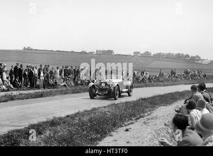 1929 Mercedes Benz pilotato da Earl Howe su 1930 Brighton rally prova di accelerazione Artista: sconosciuto. Foto Stock